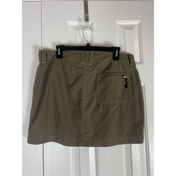 The North Face Womens Olive Green Skort Size 14 - Picture 2 of 3